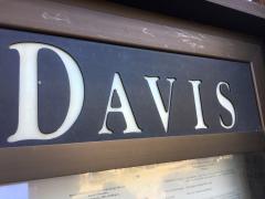 Davis (sign)
