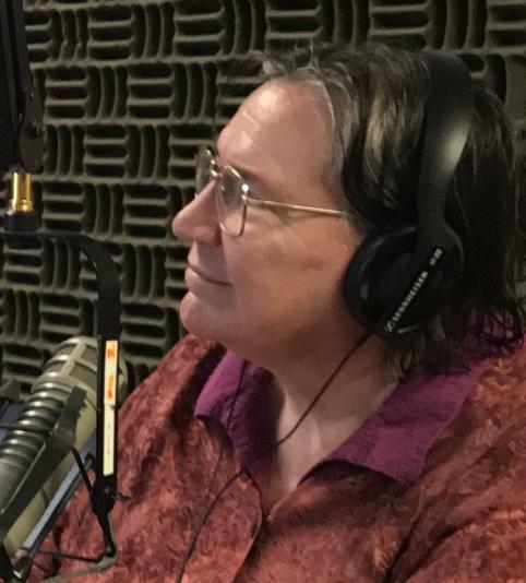 Lois at KDRT in 2017