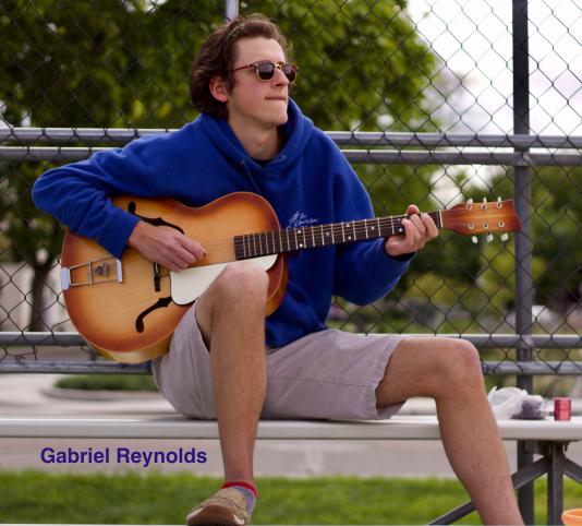 Gabe Reynolds, Listening Lyrics, KDRT, Pieter Pastoor