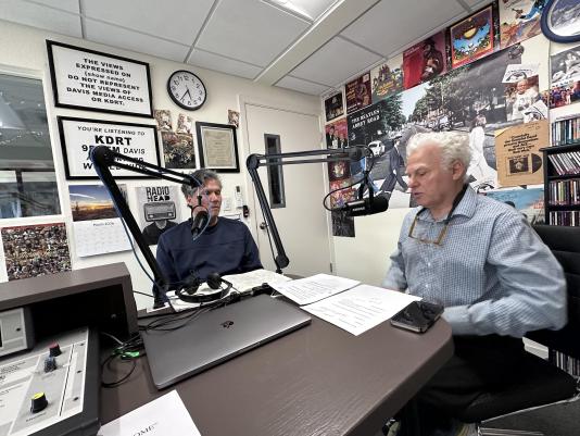 John Natsoulas, Brett Lee, Hello Davis, Pieter Pastoor, KDRT