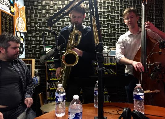 Byron Colborn, KDRT, pieter pastoor, Listening Lyrics
