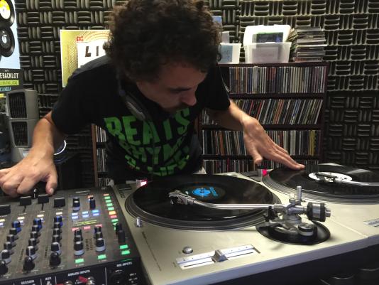 dJ Trop'a, KDRT,  listening lyrics, pieter pastoor, Scratching