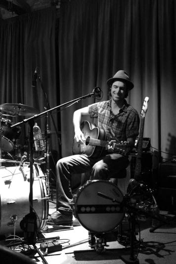 Tarekk Isham, quarter horses, one man band, KDRT, pieter Pastoor 